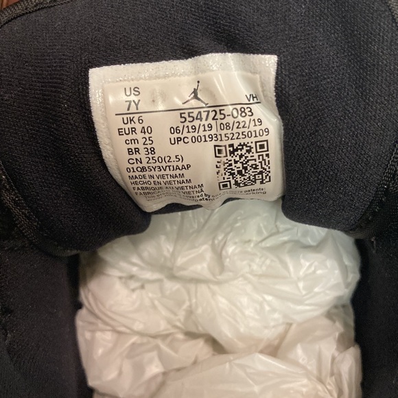 NIKE AIR JORDAN 1 MID GS CANDY NO: 554725-083 7 Y - Picture 11 of 12